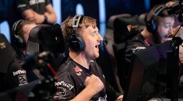 BNK FEARX — 亚洲邀请赛 2025 冠军