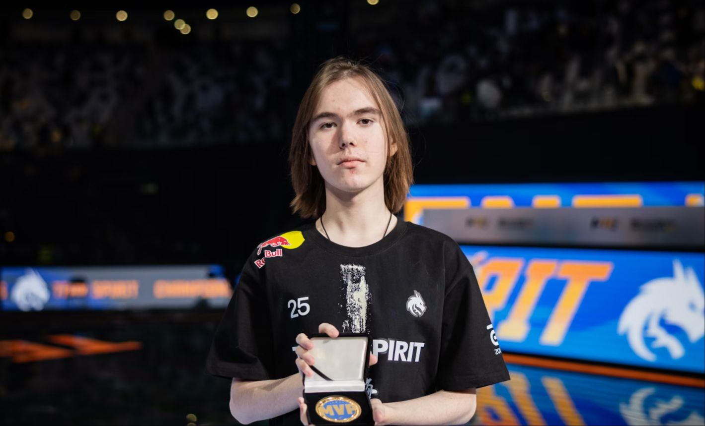 GEN俱乐部发文祝贺小花生生日快乐：Happy Peanut Day！